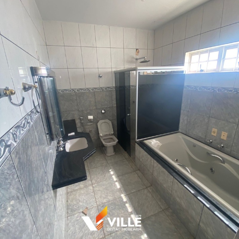 Casa à venda no Centro: 