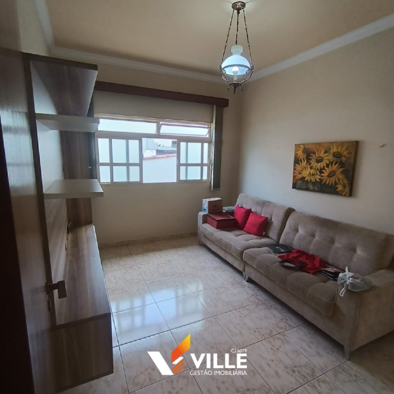 Casa à venda no Centro: 