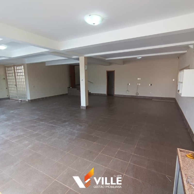 Casa à venda no Centro: 