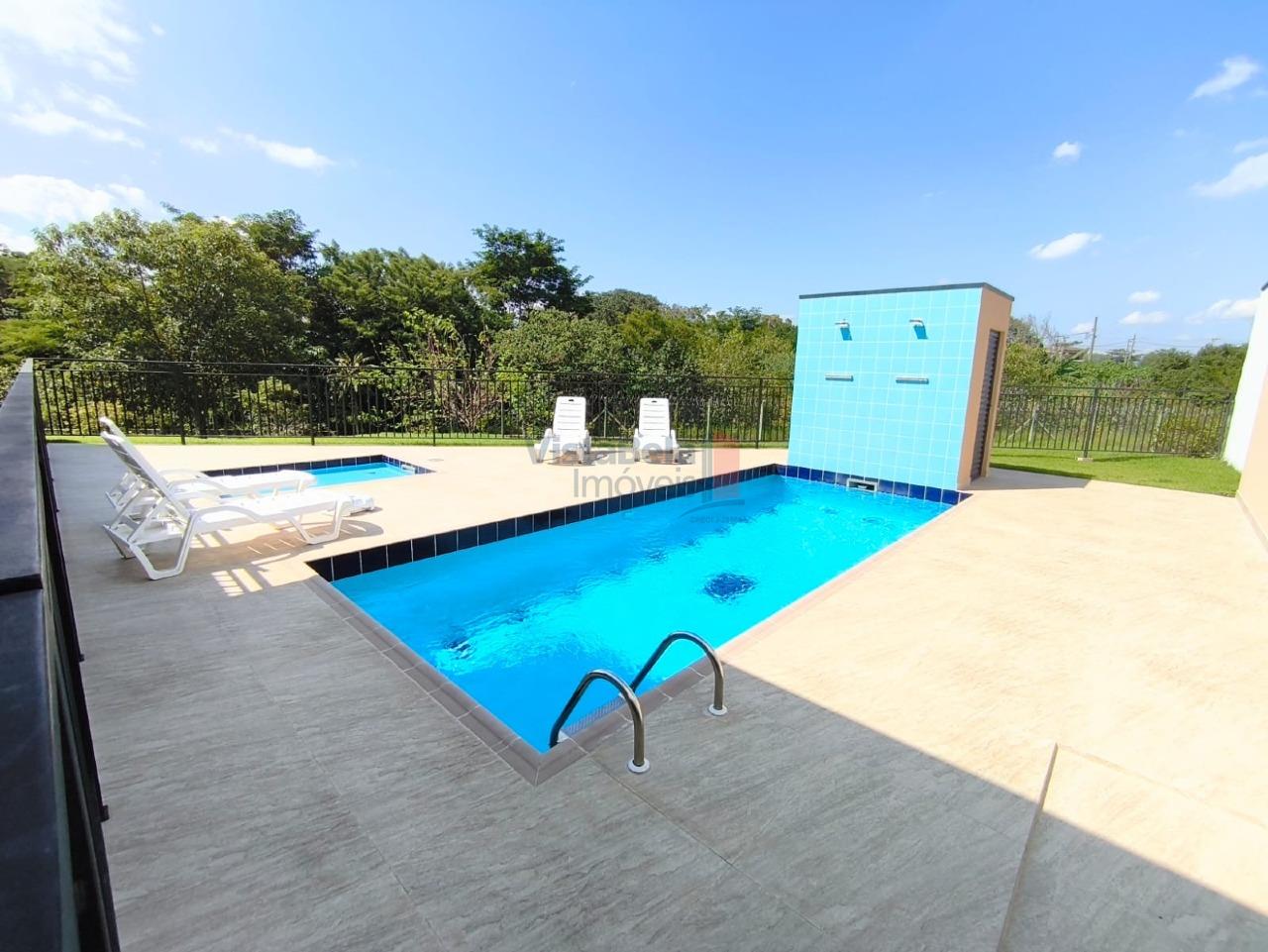 Piscina Adulto e Infantil