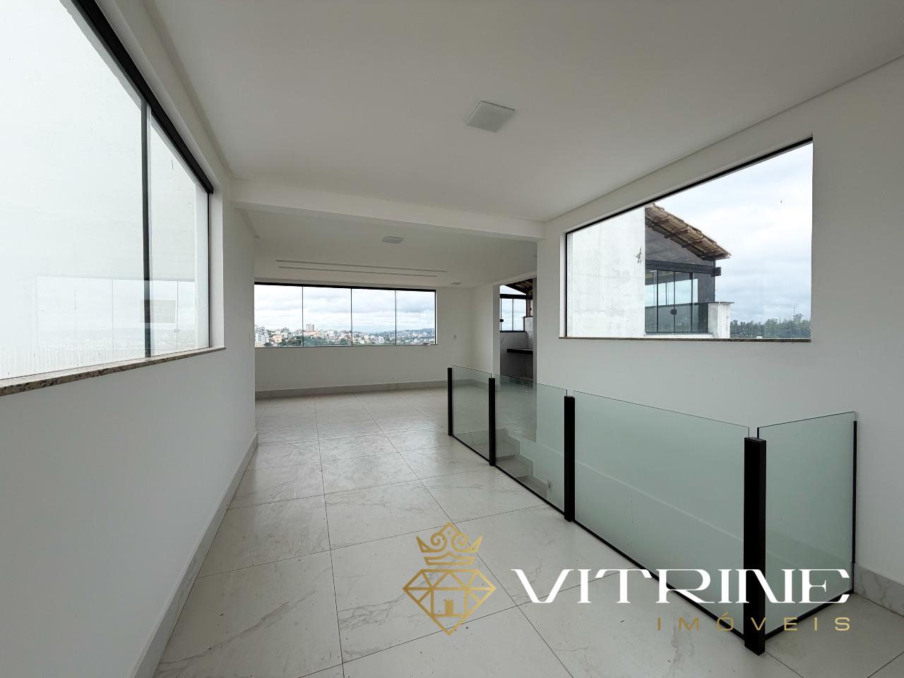 Cobertura à venda no Orion: 