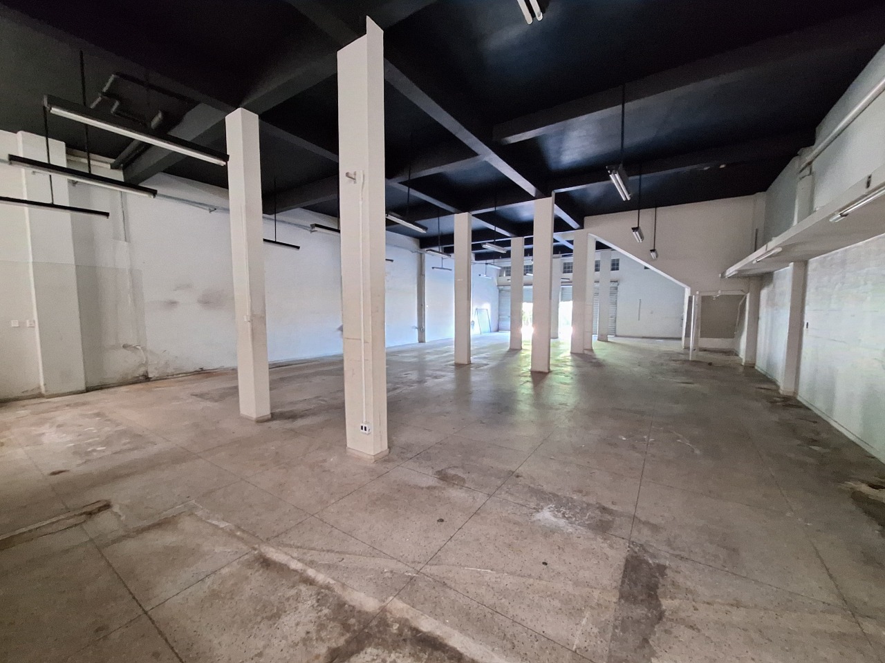 LOJA para aluguel no MORADA NOVA: 