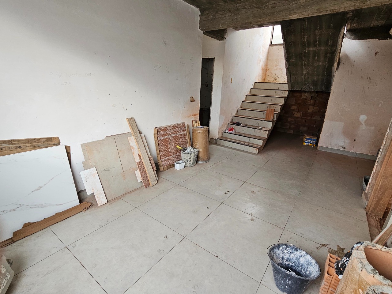 APTO COBERTURA à venda no SION: 