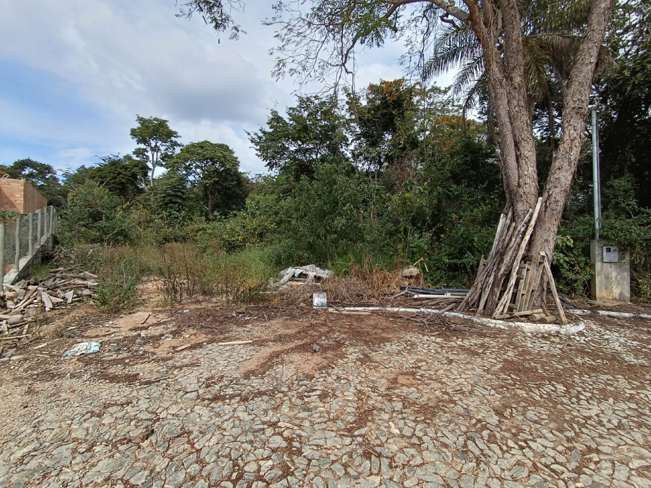 CHACARA à venda no COND. ARRAIAL DO LAGO: 