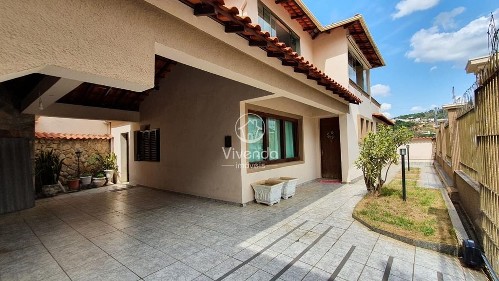 CASA à venda no CENTRO: 