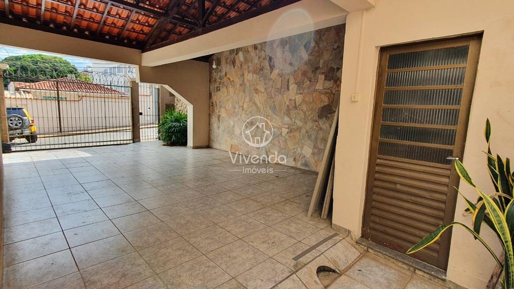 CASA à venda no CENTRO: 