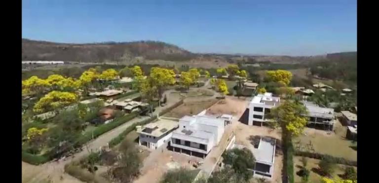 CHACARA à venda no COND. GRANJA GLORIA: 