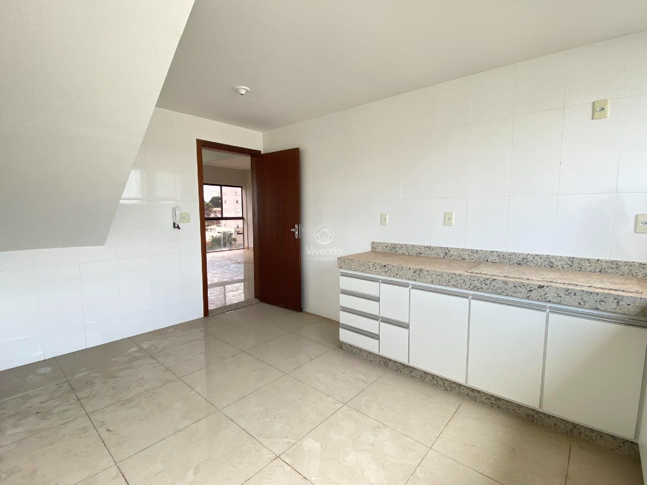 APTO COBERTURA à venda no BELVEDERE: 