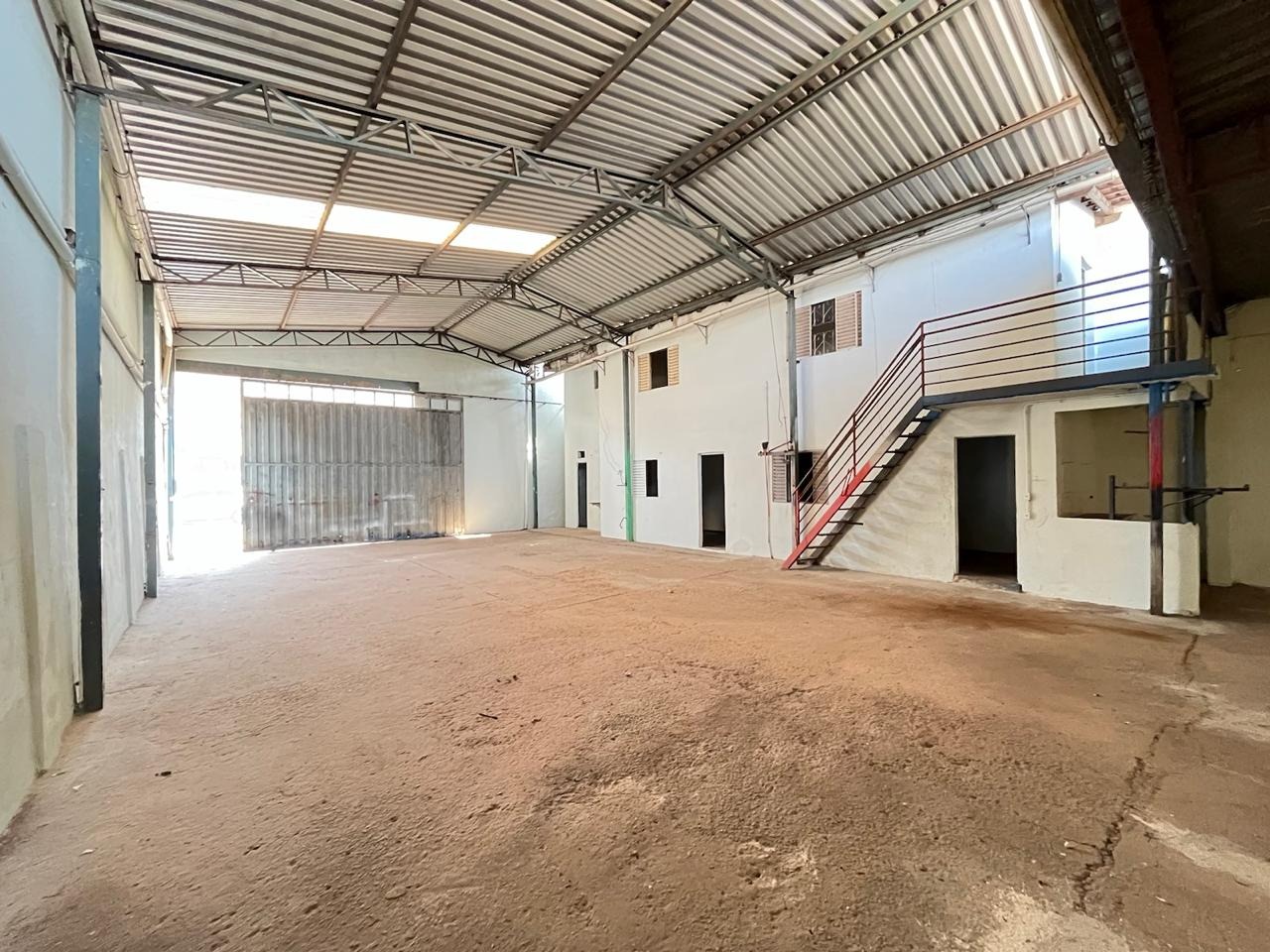 GALPAO para aluguel no UNIVERSITARIO: 