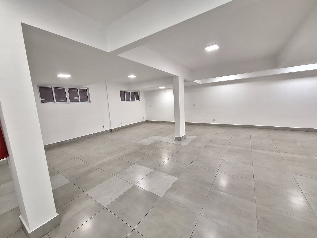 LOJA para aluguel no CENTRO: 