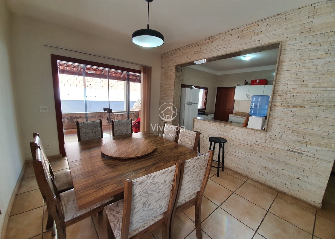 CASA à venda no PARQUE JARDIM / RES. SANTANENSE: 