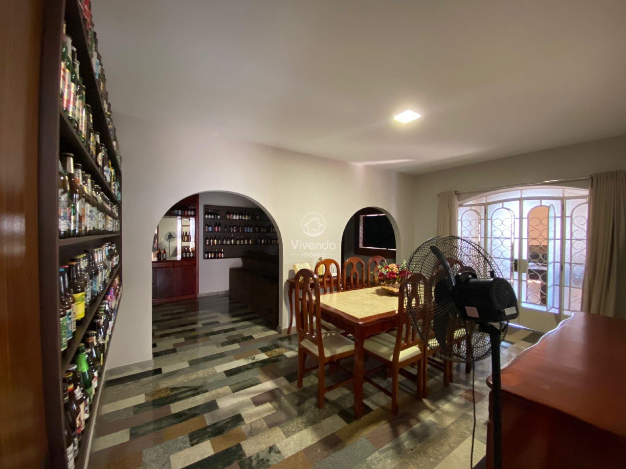 CASA à venda no CENTRO: 