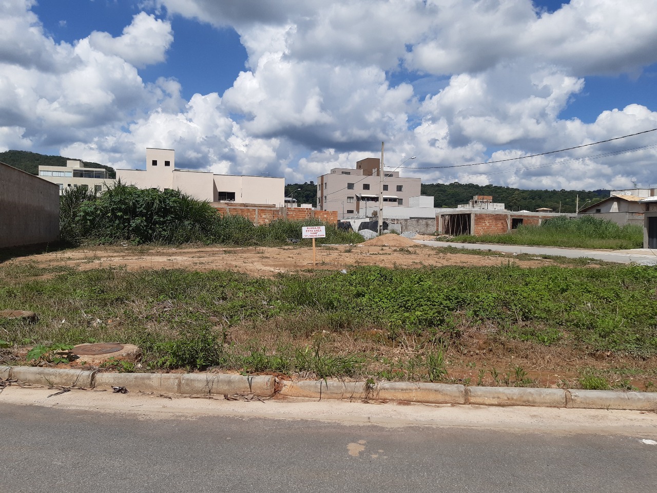 LOTE para aluguel no SION: 