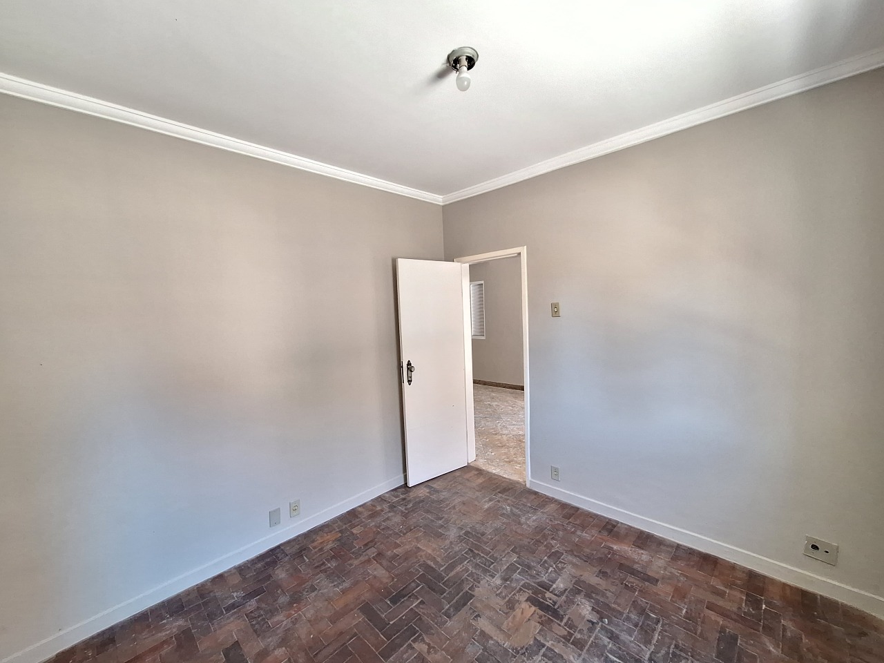 CASA para aluguel no CENTRO: 