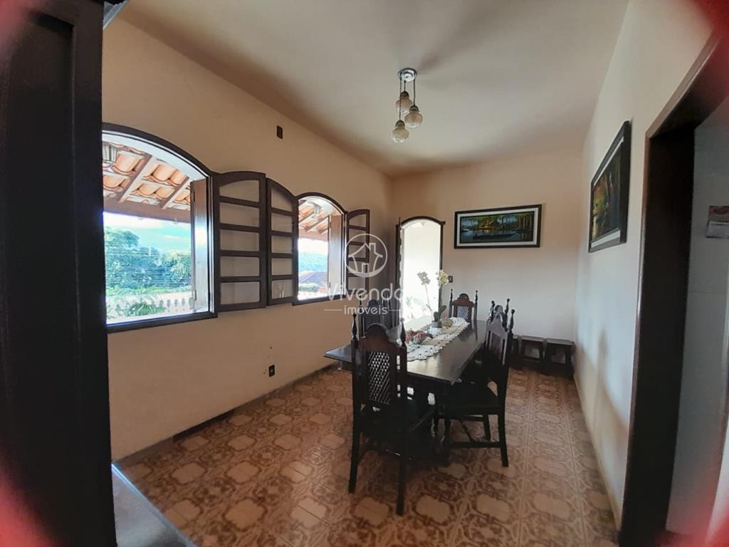 Casa para Comprar em CENTRO - MATEUS LEME - Minas Gerais