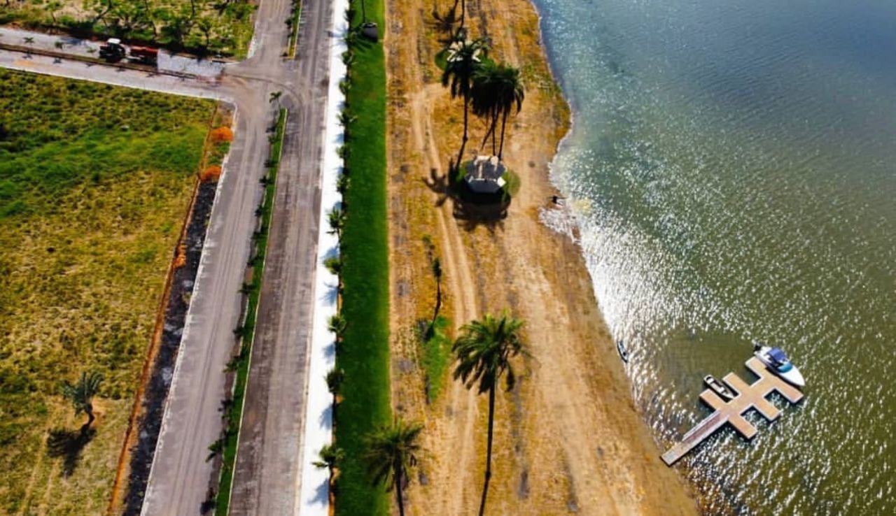 LOTE à venda no Condomínio Real Ville: 