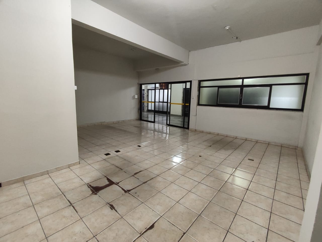 SALA COMERCIAL para aluguel no CENTRO: 