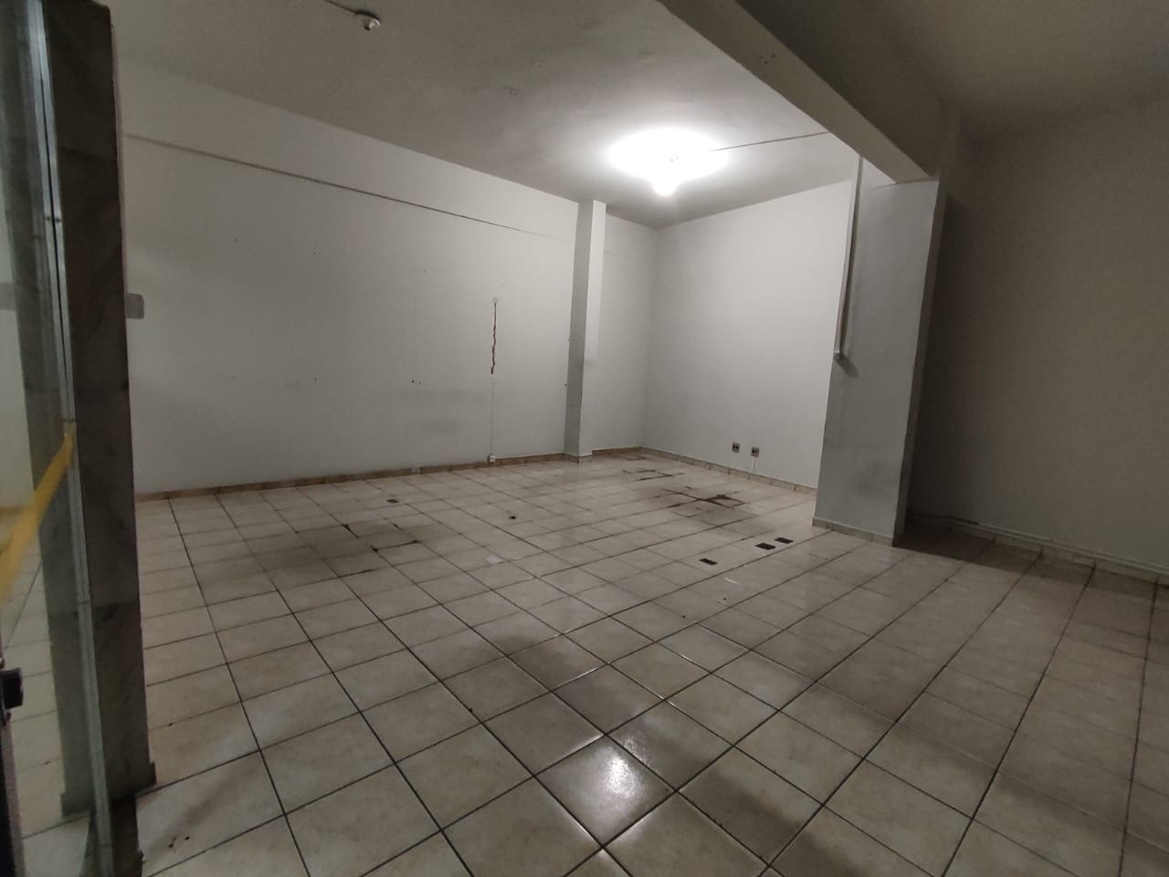 SALA COMERCIAL para aluguel no CENTRO: 