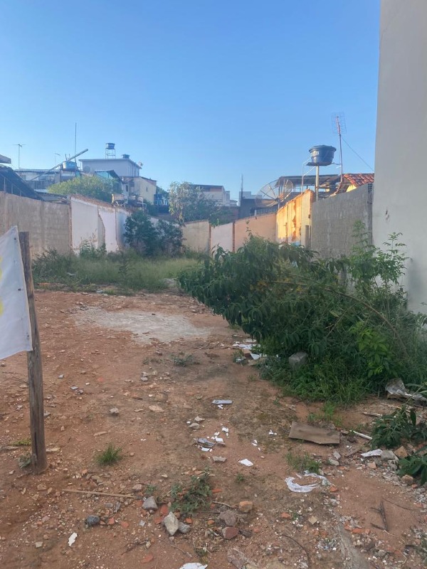 LOTE à venda no LOURDES: 