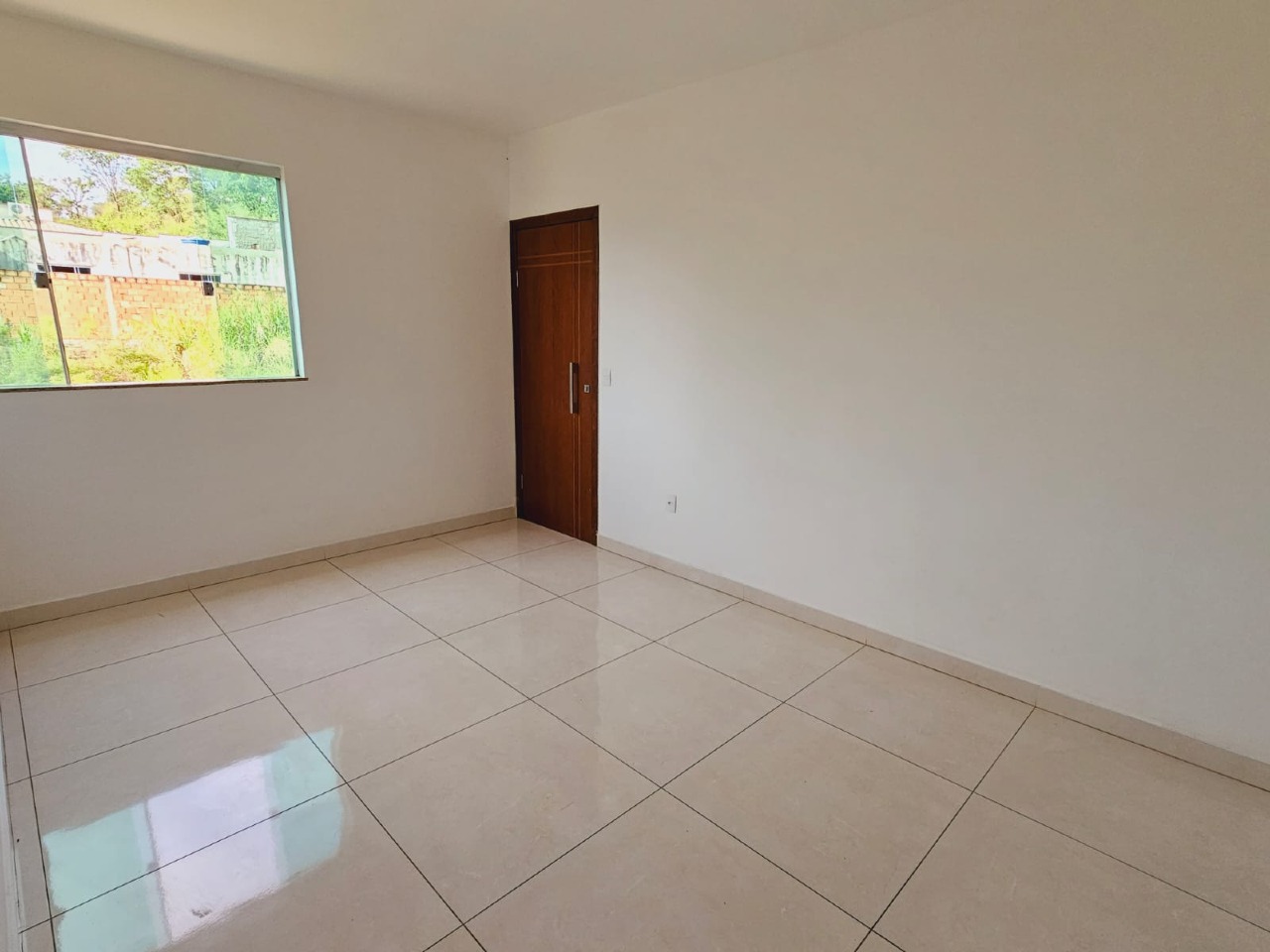 Apartamento para Comprar em OLIMPIO MOREIRA - ITAUNA - Minas Gerais