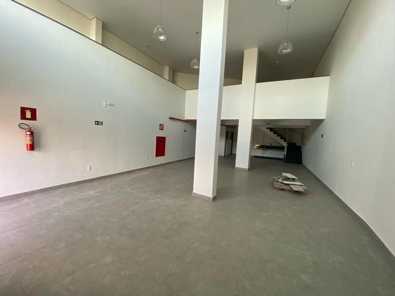 LOJA à venda no CENTRO: 