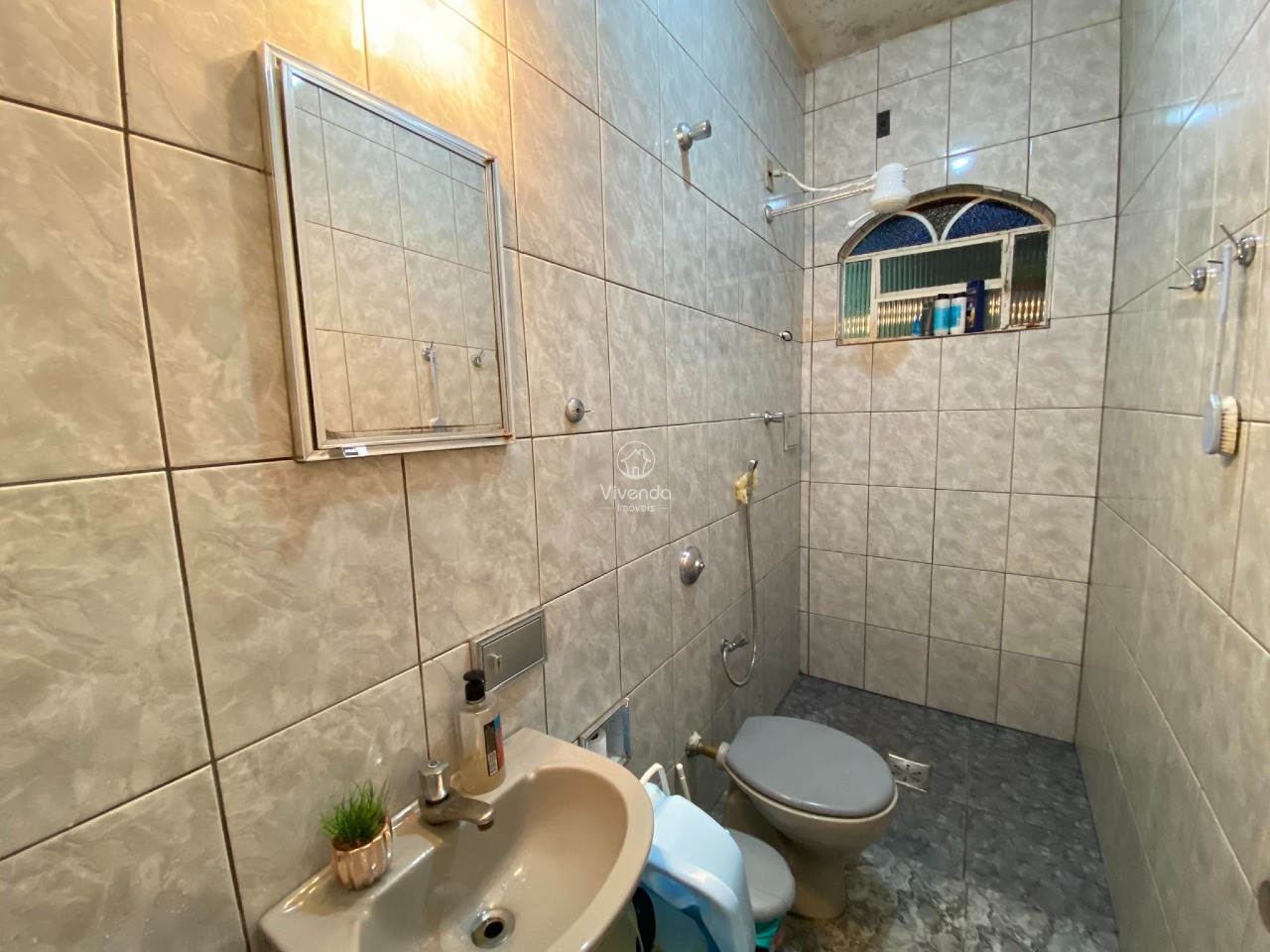 BARRACAO à venda no Parque Jardim Santanense: 