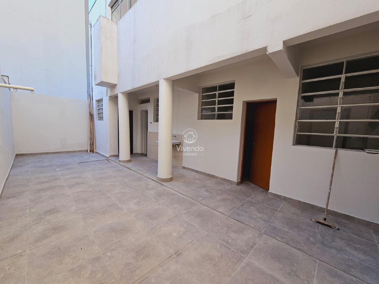 APARTAMENTO COM AREA à venda no CENTRO: 