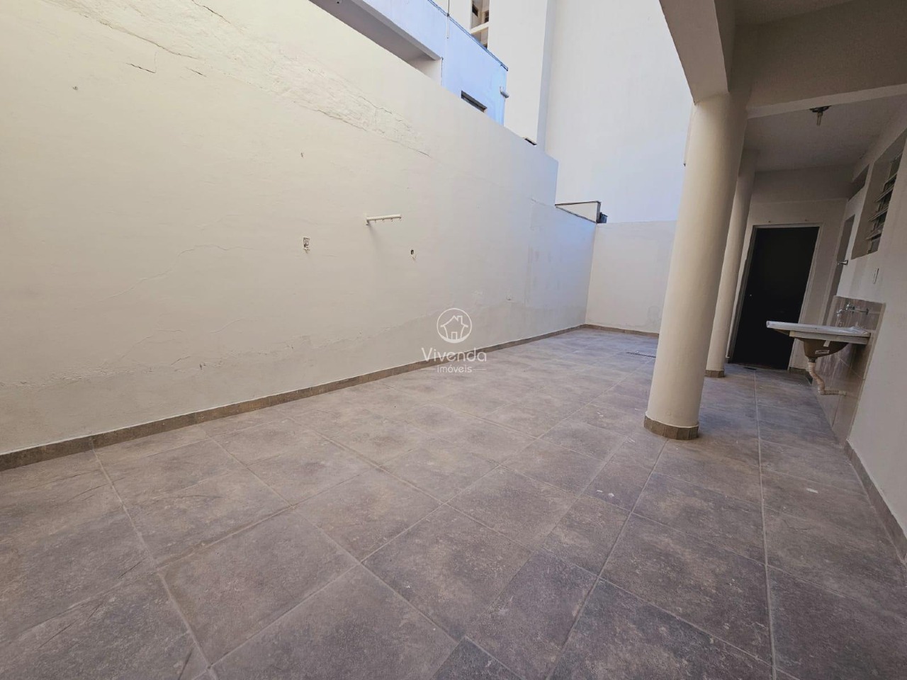 APARTAMENTO COM AREA à venda no CENTRO: 