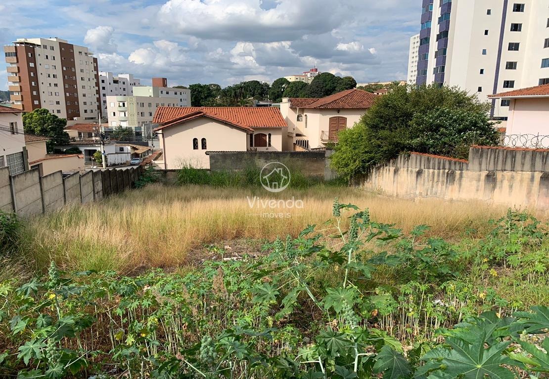 LOTE à venda no GRAÇAS: 