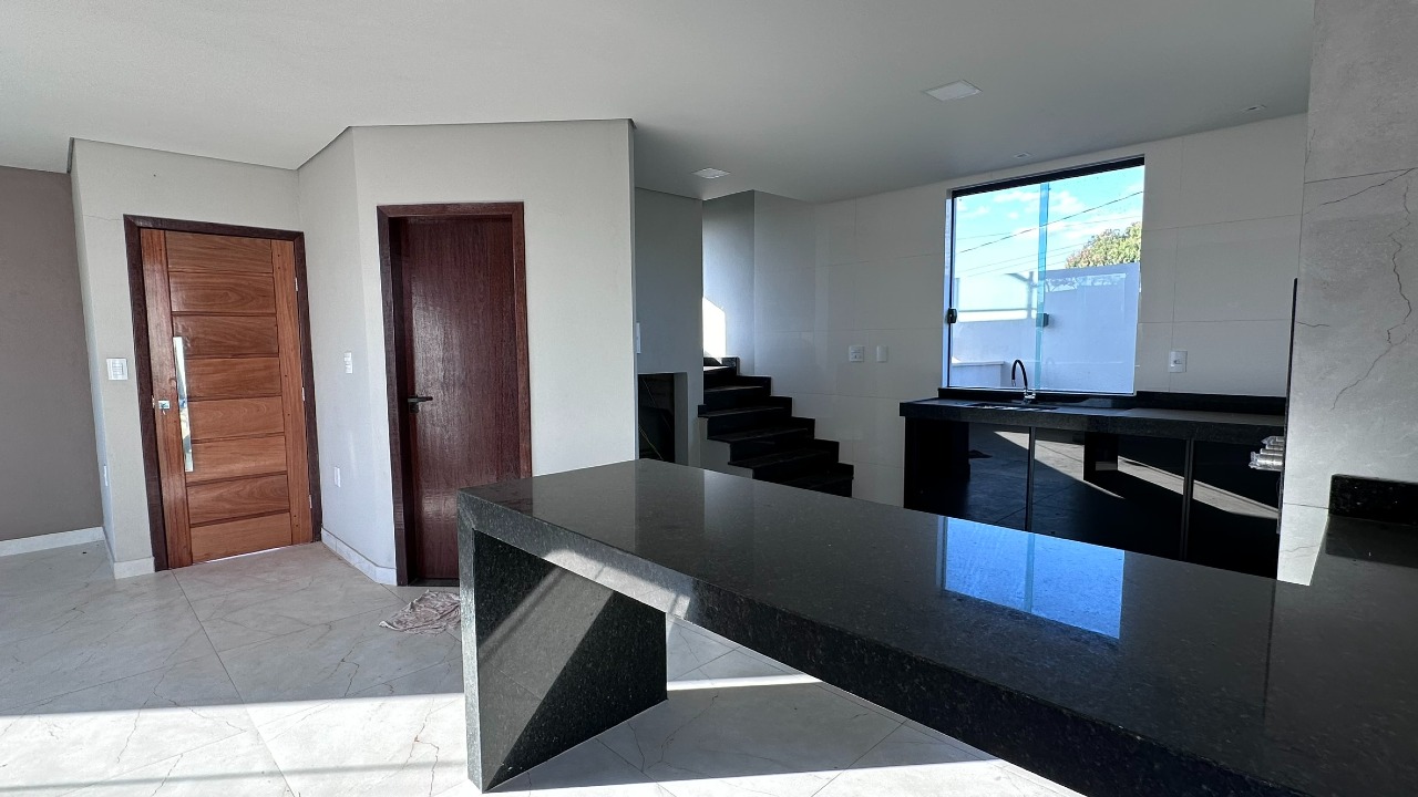 CASA à venda no CAMPOS (ZONA RURAL): 