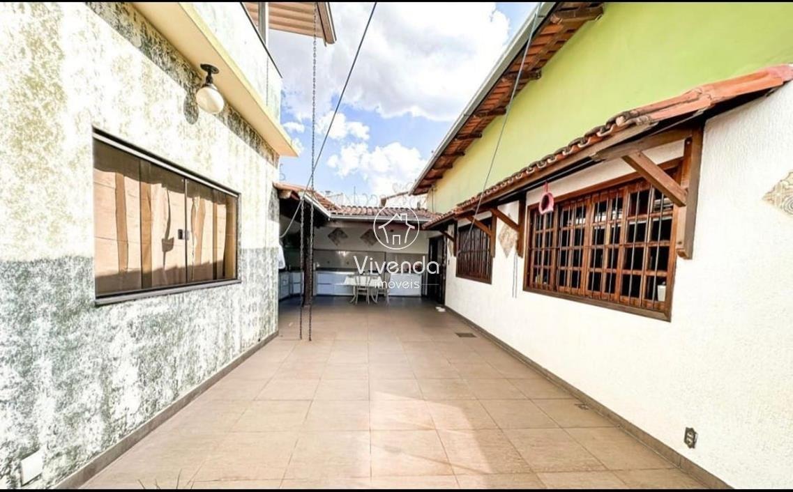 CASA à venda no LOURDES: 