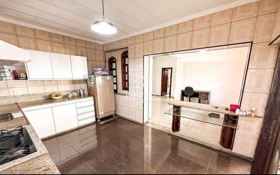 CASA à venda no LOURDES: 