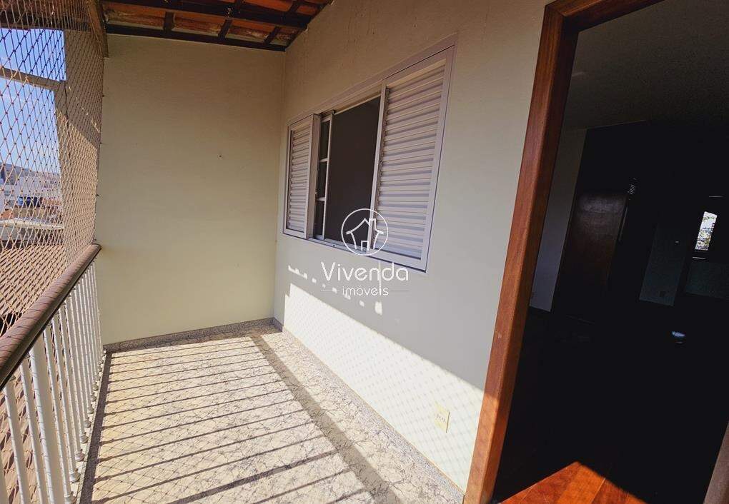 CASA à venda no CENTRO: 