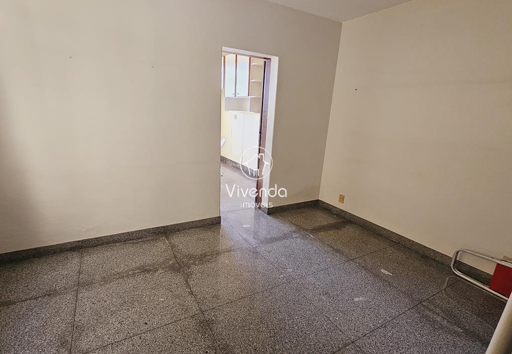 CASA à venda no CENTRO: 