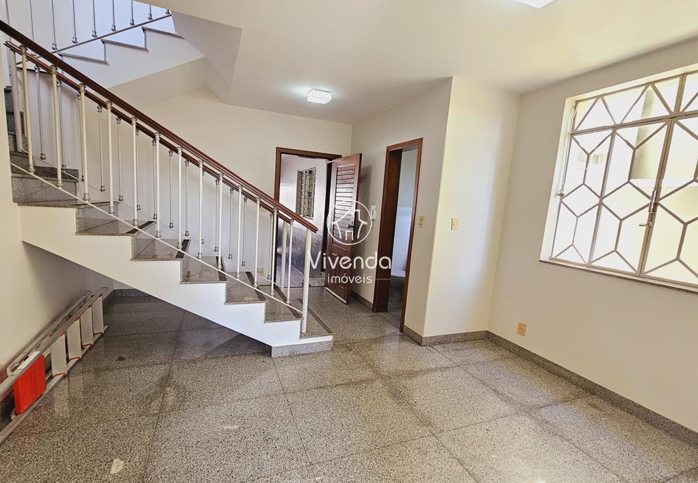 CASA à venda no CENTRO: 