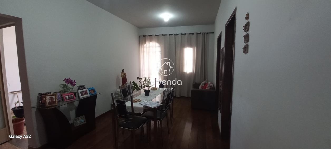 CASA à venda no SANTANENSE: 