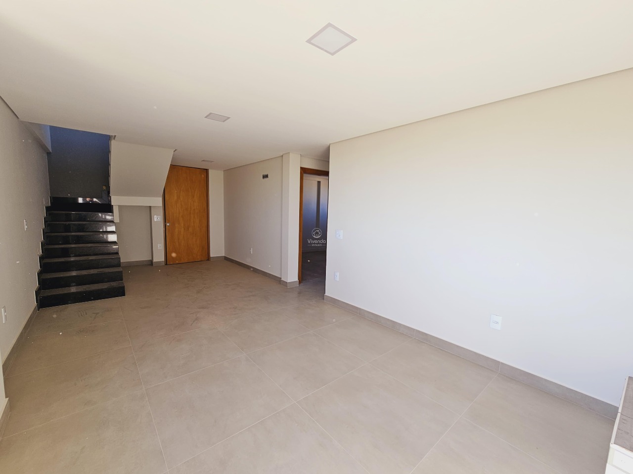 APTO COBERTURA à venda no NOGUEIRINHA: 