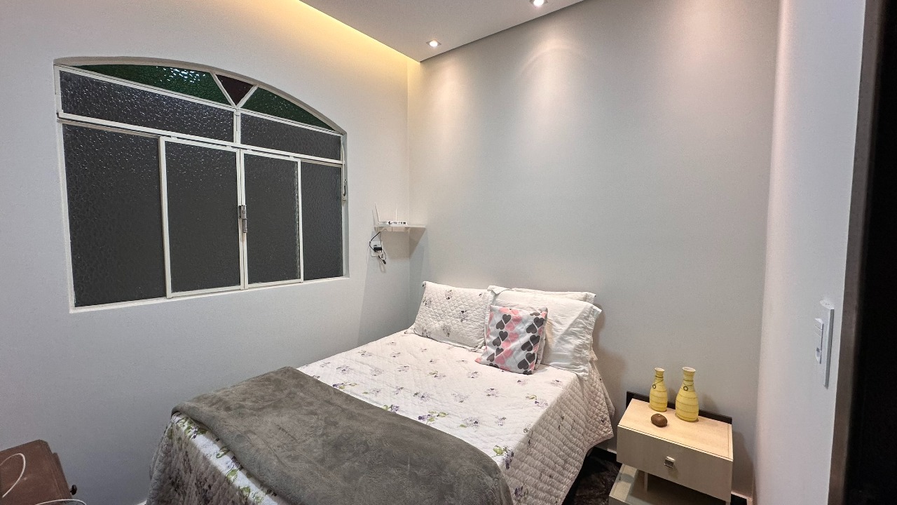 CASA à venda no VEREDAS: 