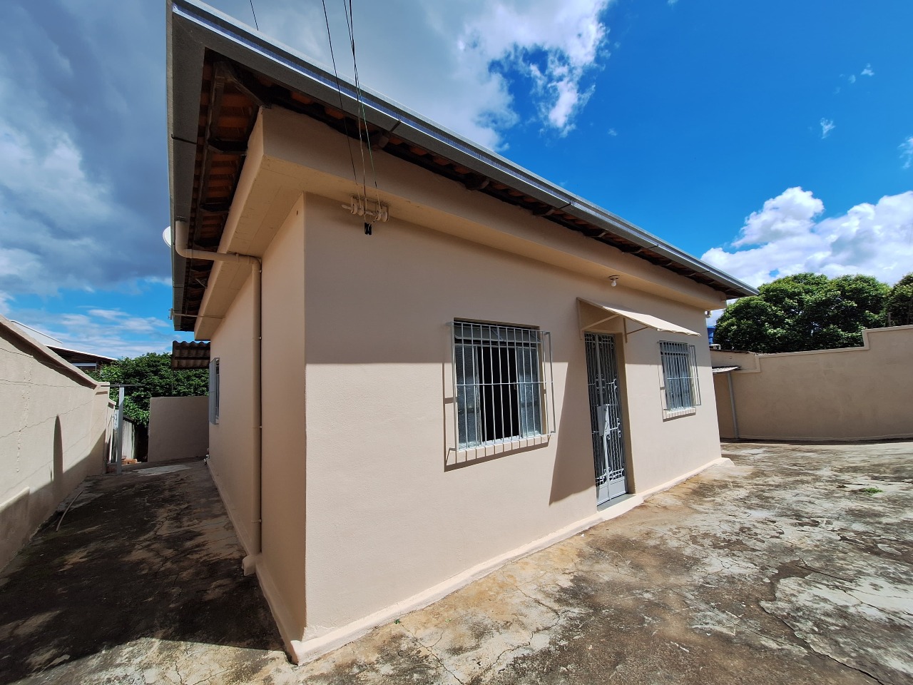 CASA à venda no Parque Jardim Santanense: 