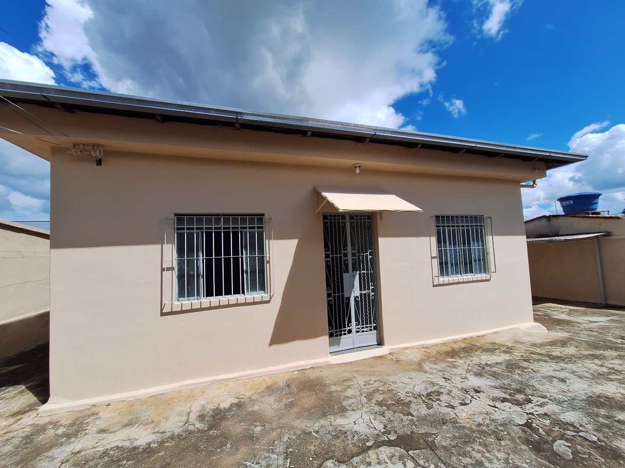 CASA à venda no Parque Jardim Santanense: 