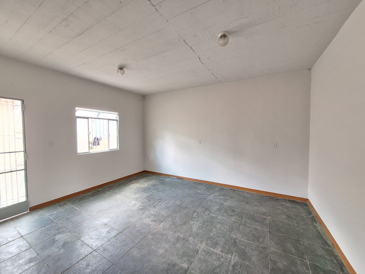 CASA à venda no Parque Jardim Santanense: 