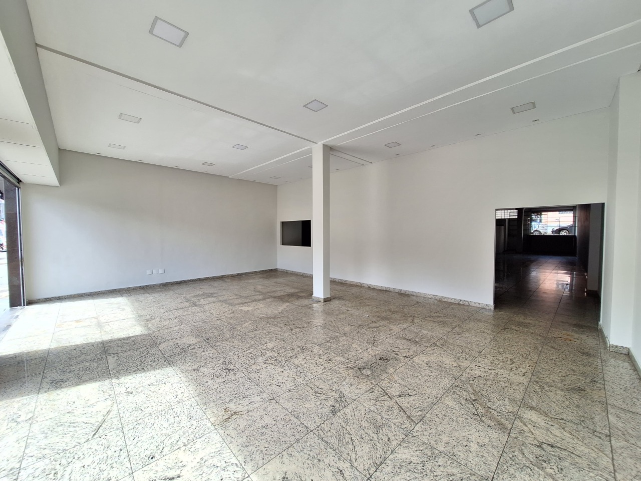 LOJA para aluguel no CENTRO: 