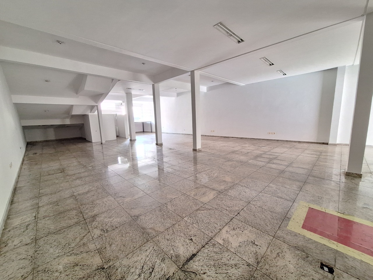 LOJA para aluguel no CENTRO: 