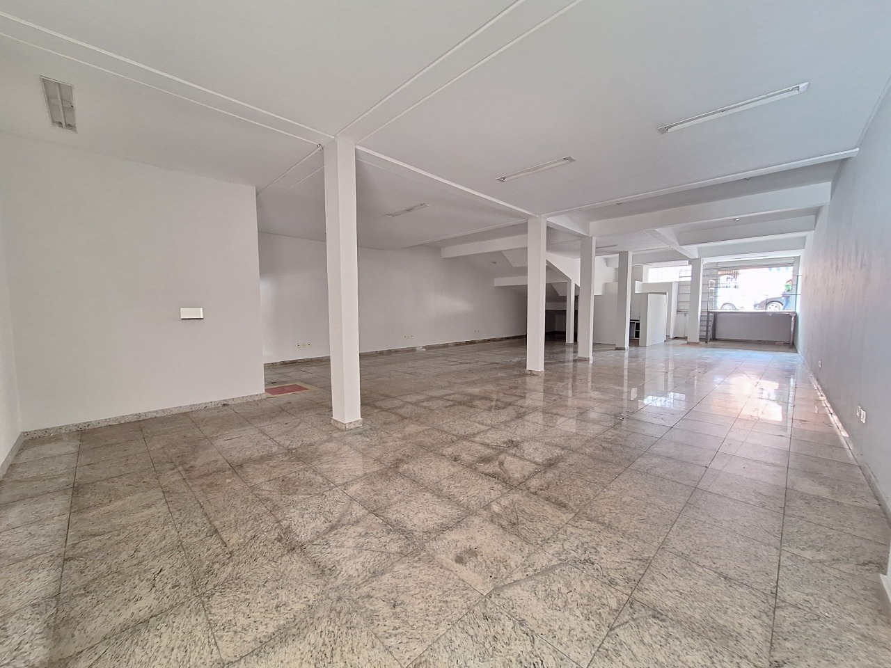 LOJA para aluguel no CENTRO: 