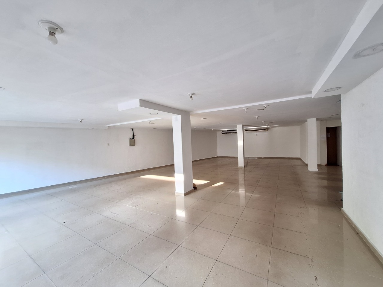 LOJA para aluguel no CENTRO: 