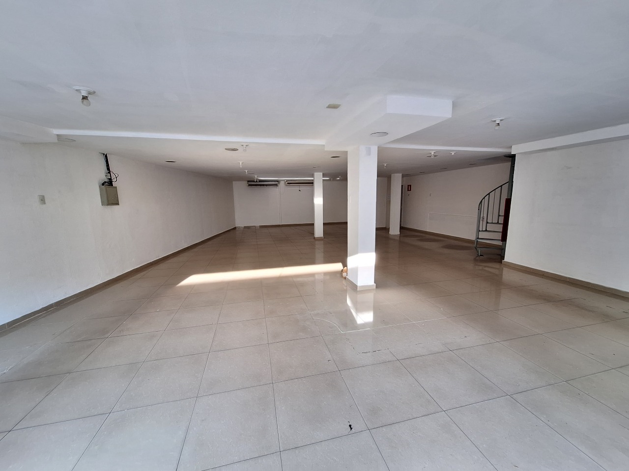 LOJA para aluguel no CENTRO: 