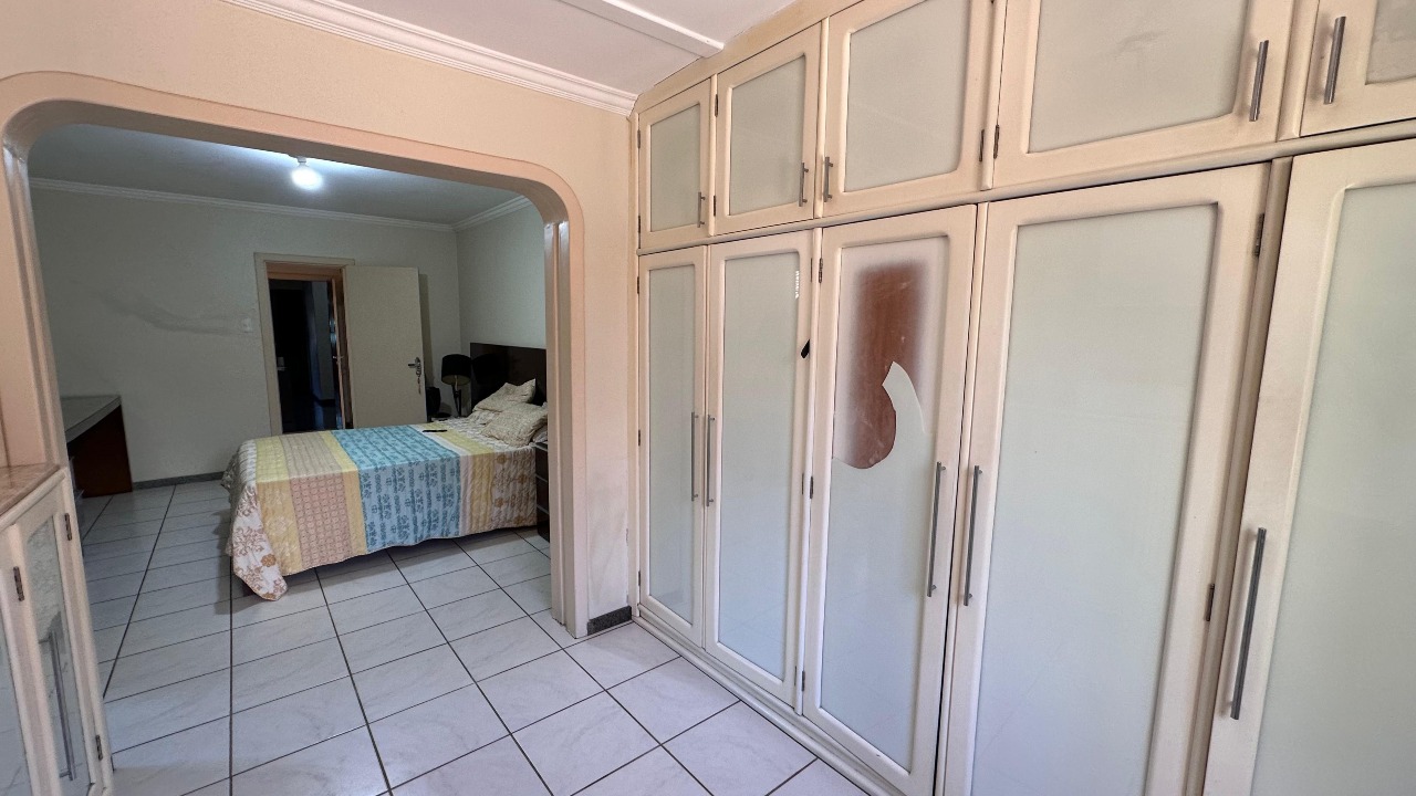 CASA à venda no CENTRO: 