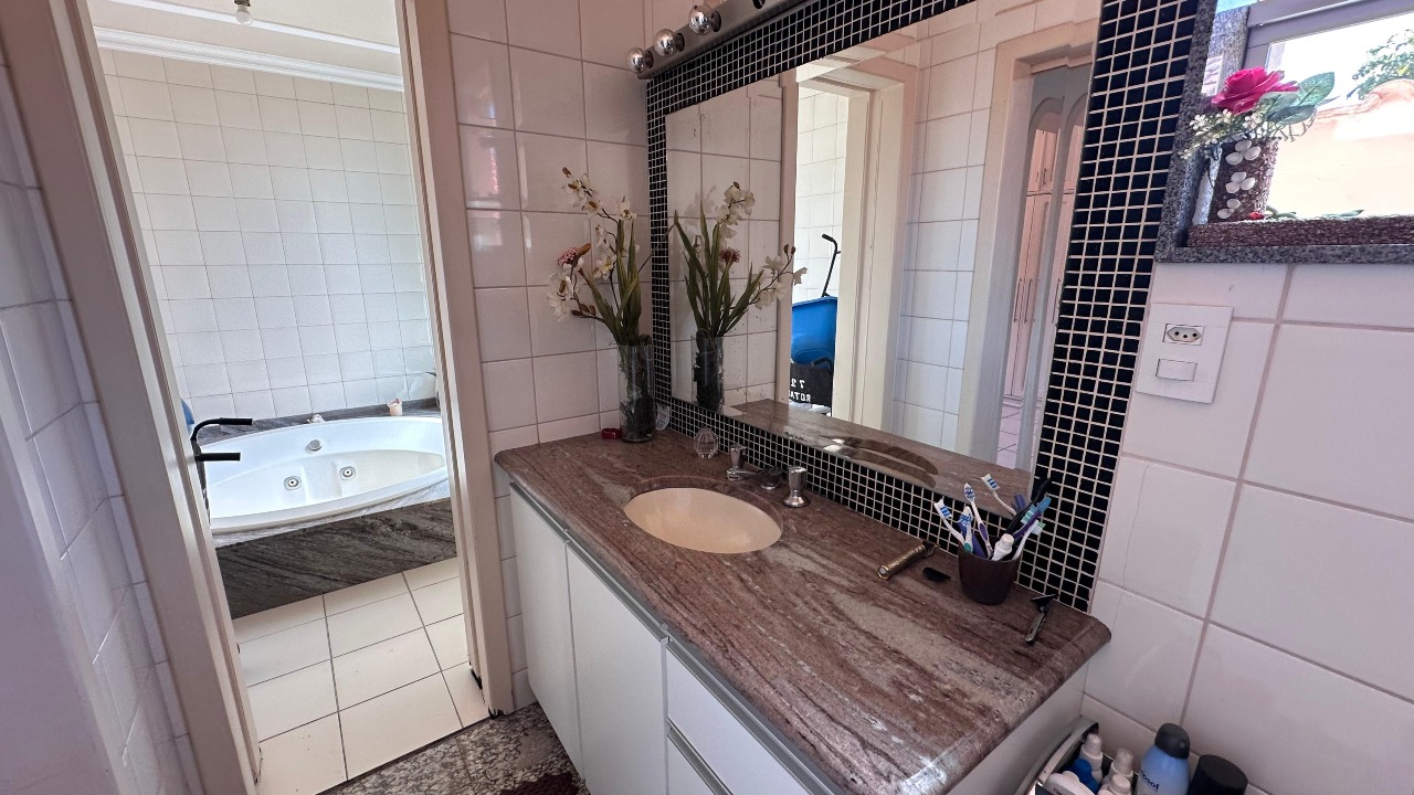 CASA à venda no CENTRO: 