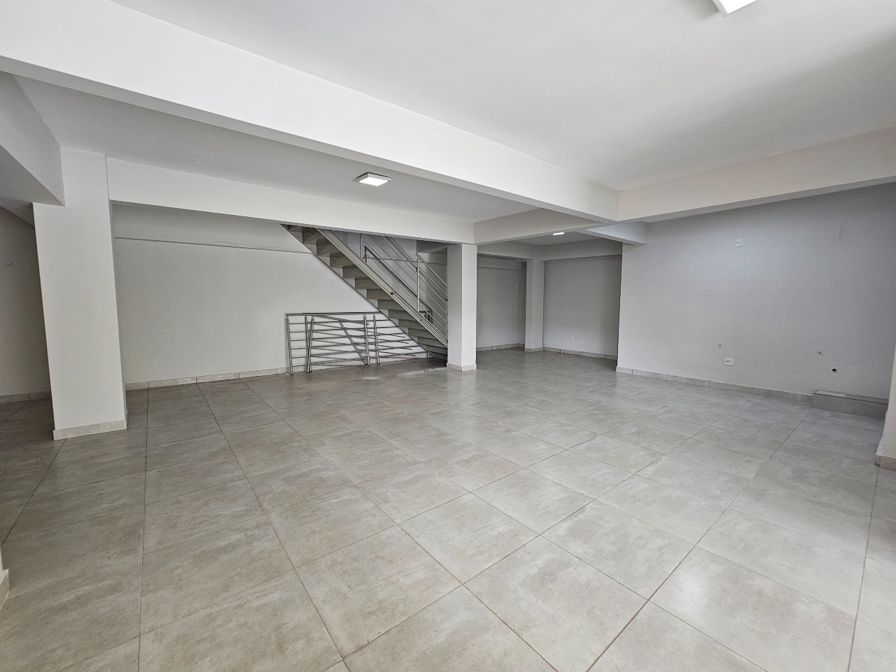 LOJA para aluguel no CENTRO: 