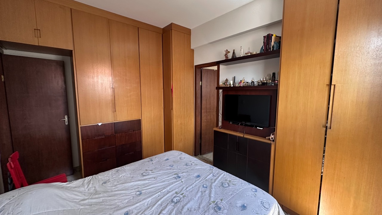 APARTAMENTO à venda no CERQUEIRA LIMA: 